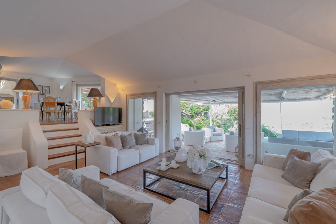 Fotografo Ville Case Hotel Ristoranti Imbarcazioni Sardegna